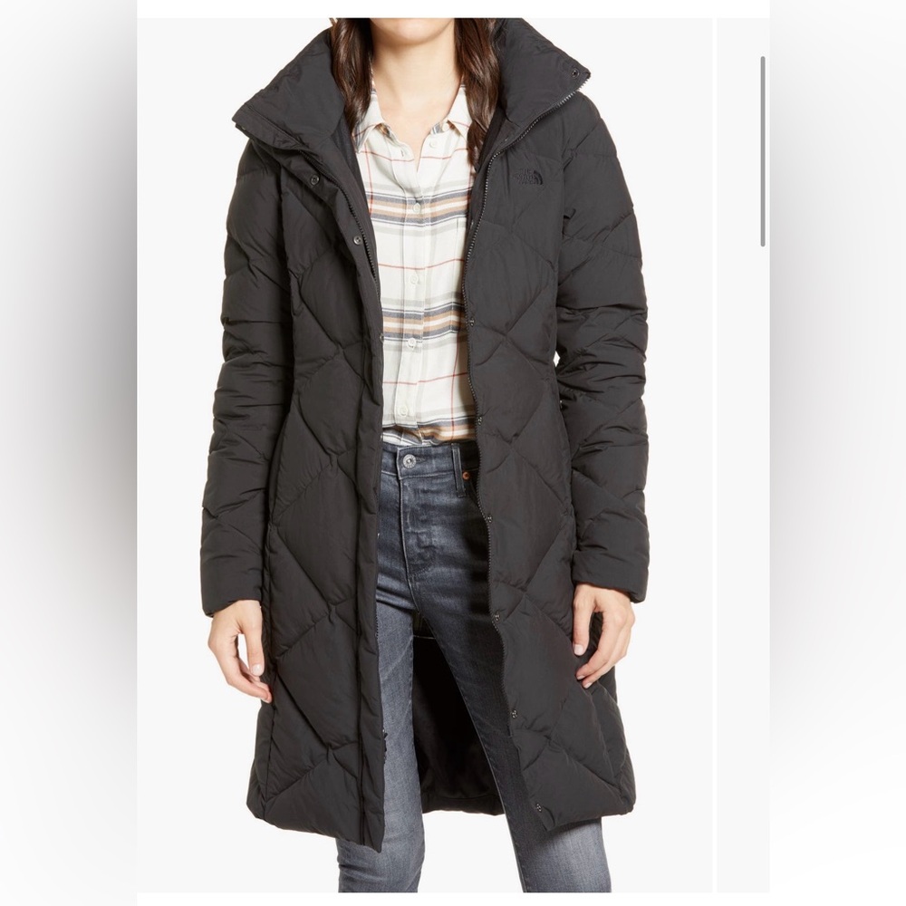 The North Face Women's Miss Metro Hooded Water Resistant Down Parka - Picture 6 of 6